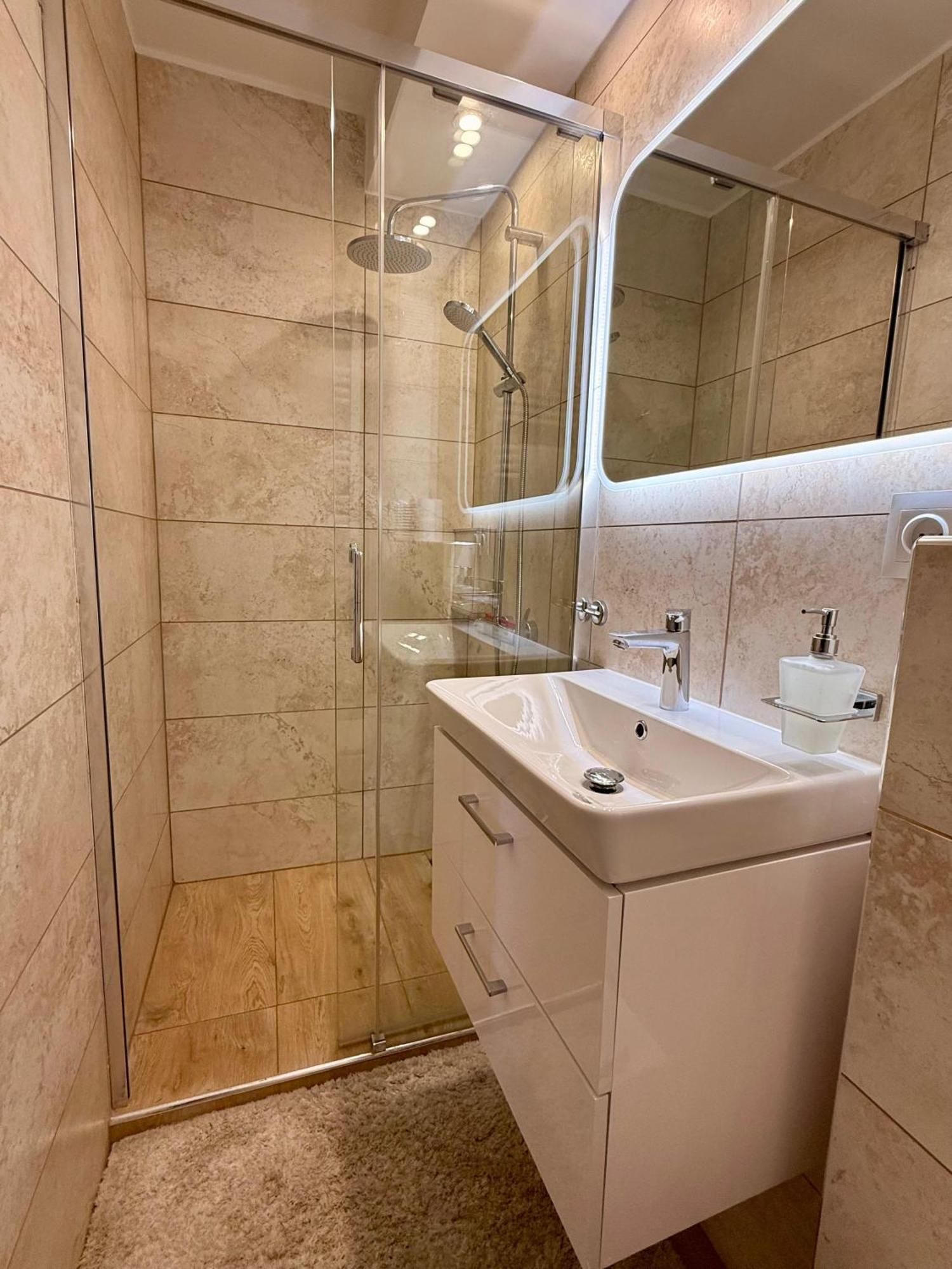 Apartamenty Izerskie Gorska 8 - Blisko Park I Dom Zdrojowy Oraz Wyjscie Na Sky Walk Swieradow-Zdroj Exterior photo